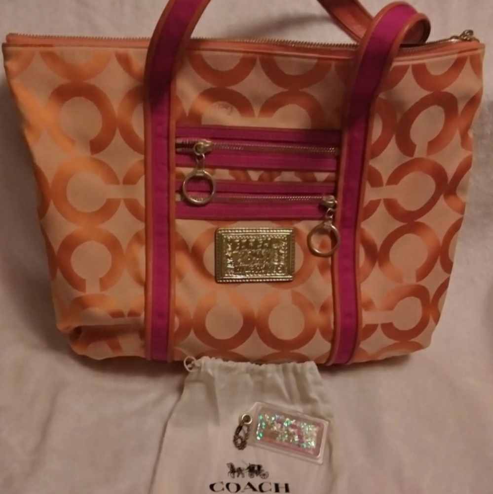 NEW Authentic Coach Purse with FOB Floating Glitter Keychain and B&BW PocketBac